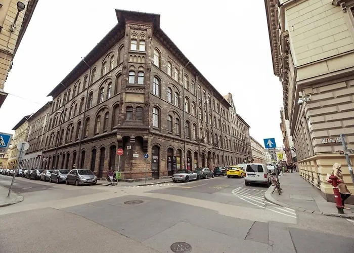 Excellent Location Lovely With Ac Appartement Boedapest