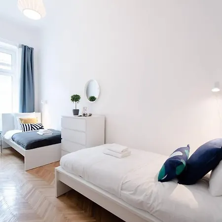 Excellent Location Lovely With Ac Apartmán *